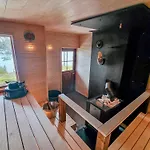 Lumikukka By Interhome